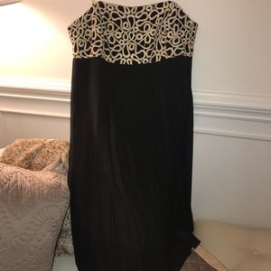 SALE SUNDAY! 🌟 Stunning Lilly Pulitzer dress 💛🖤